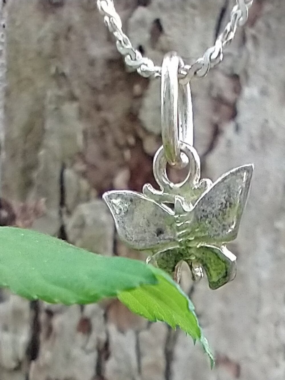 Silver Butterfly Pendant – Elegance & Intricate Details